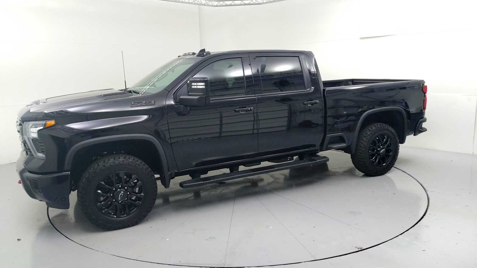 2026 Chevrolet Silverado 2500HD LTZ - 4