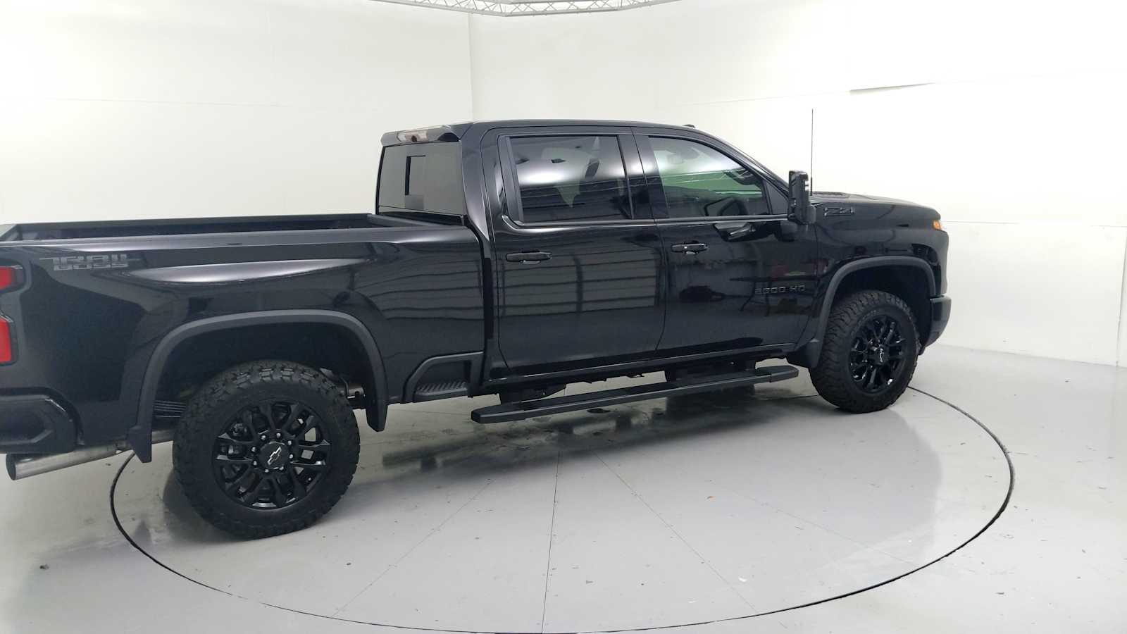 2026 Chevrolet Silverado 2500HD LTZ - 10