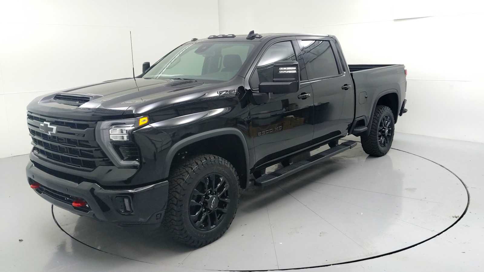 2026 Chevrolet Silverado 2500HD LTZ - 3
