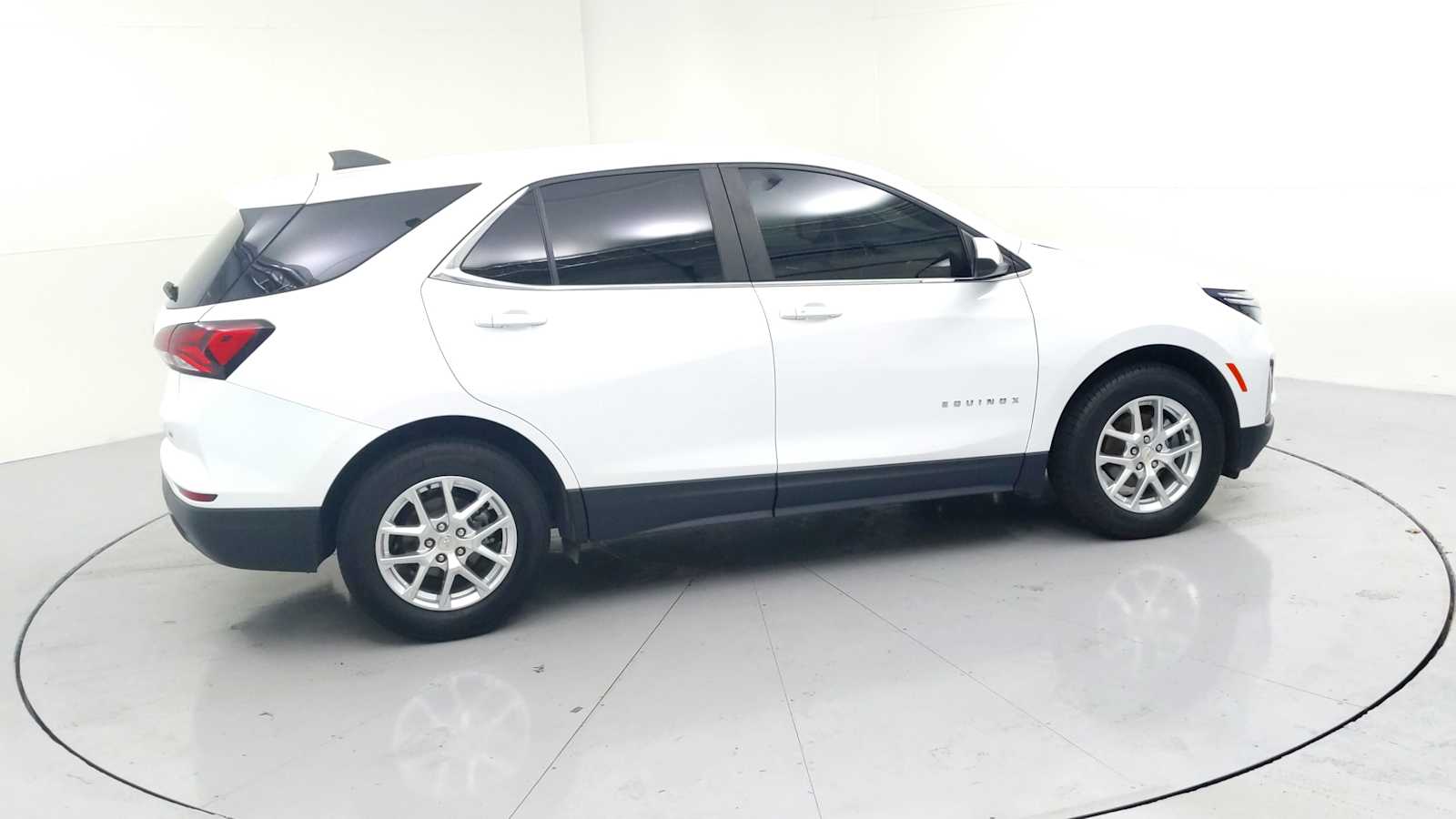 2022 Chevrolet Equinox LT - 10