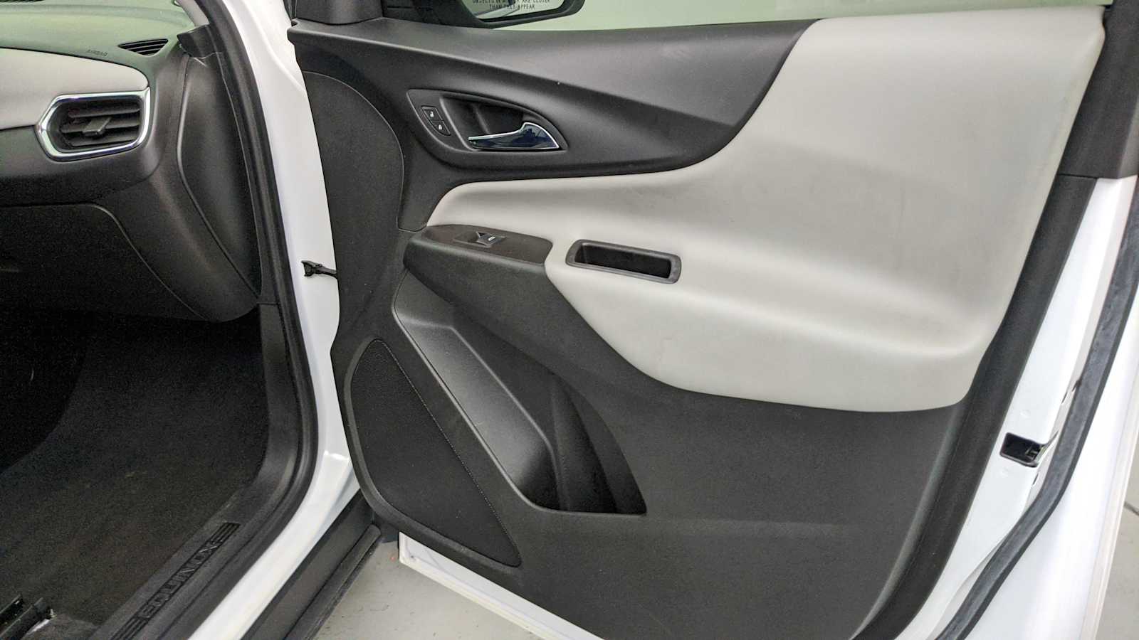 2022 Chevrolet Equinox LT Summit White at Marchant Chevrolet
