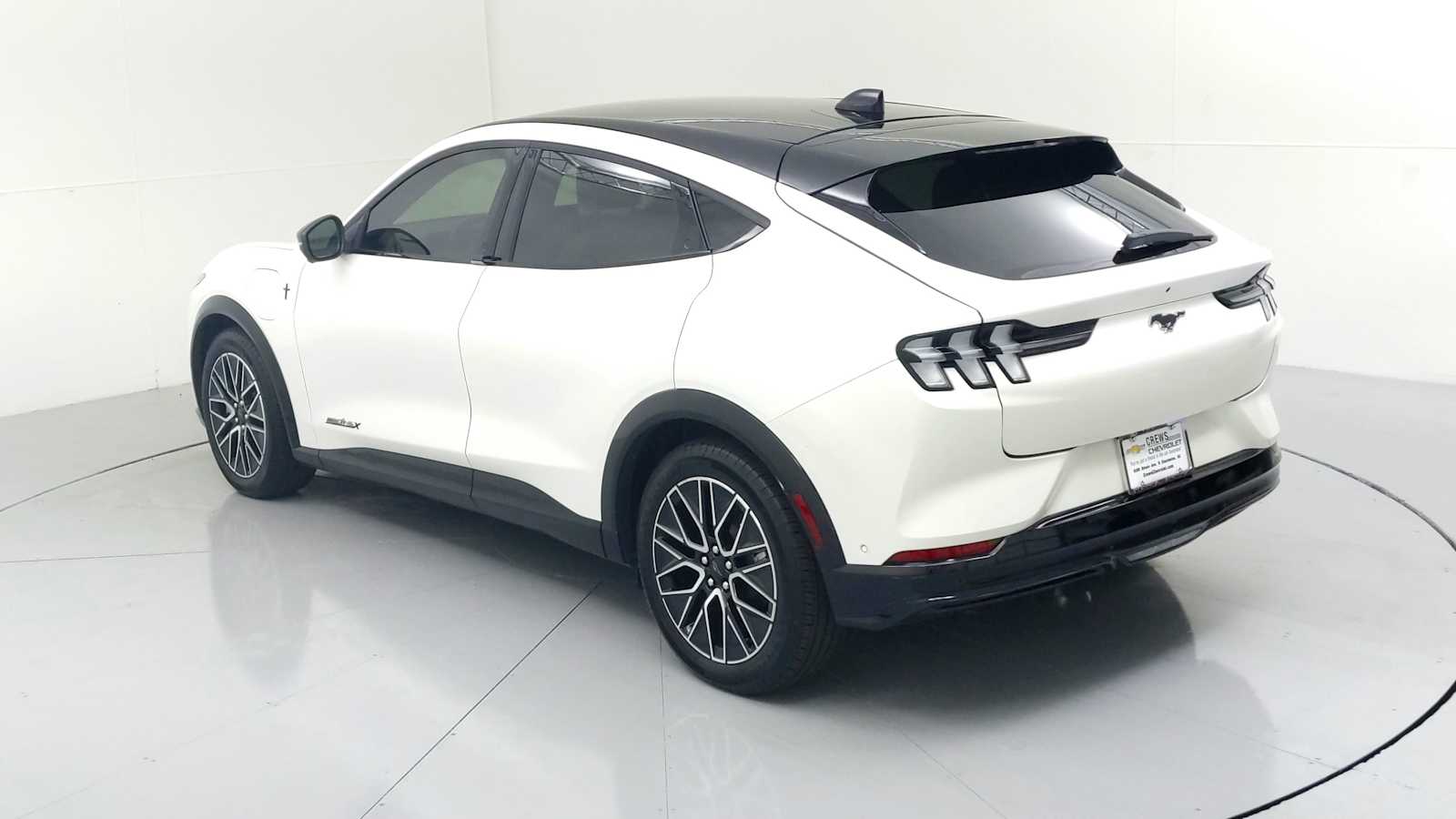 2024 Ford Mustang Mach-E Premium - 6