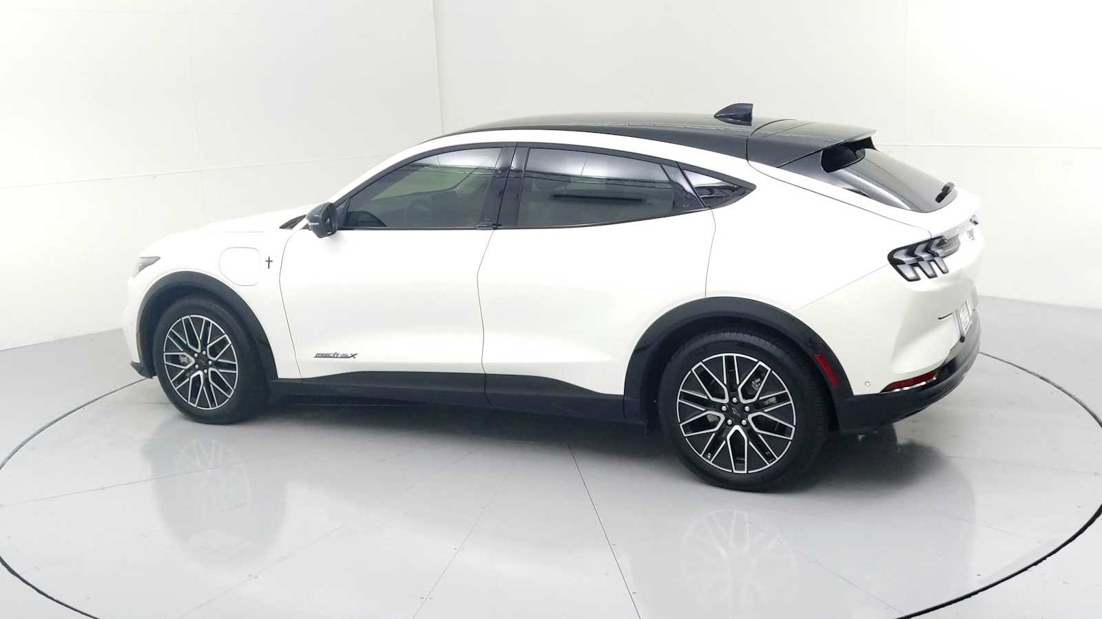 2024 Ford Mustang Mach-E Premium - 5
