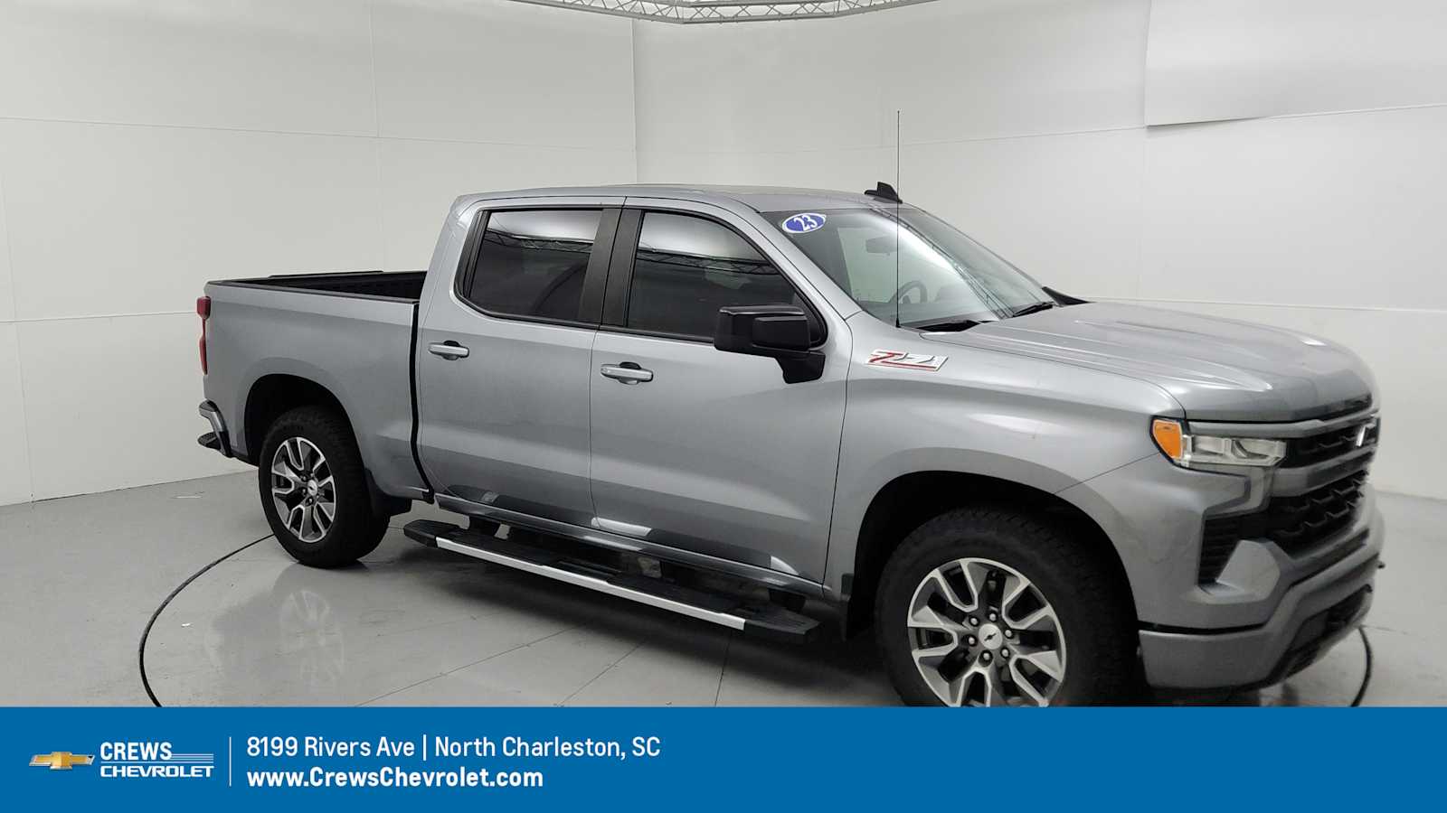 Sterling Gray Metallic 2023 Chevrolet Silverado 1500 Pickup Truck Four-Wheel Drive Automatic