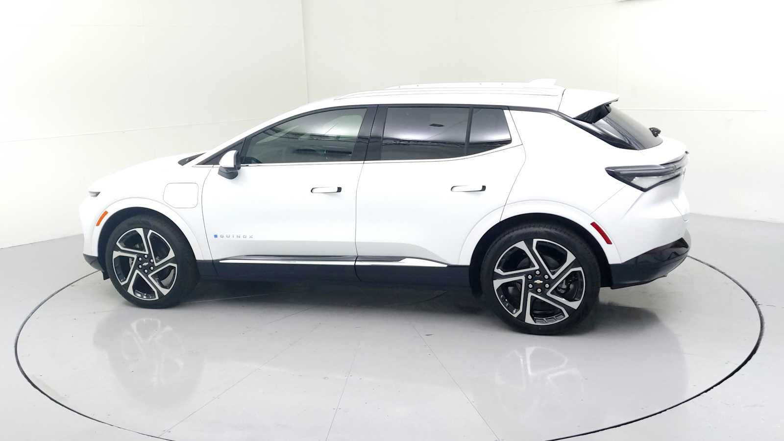 2026 Chevrolet Equinox EV LT2 w/PDE - 5