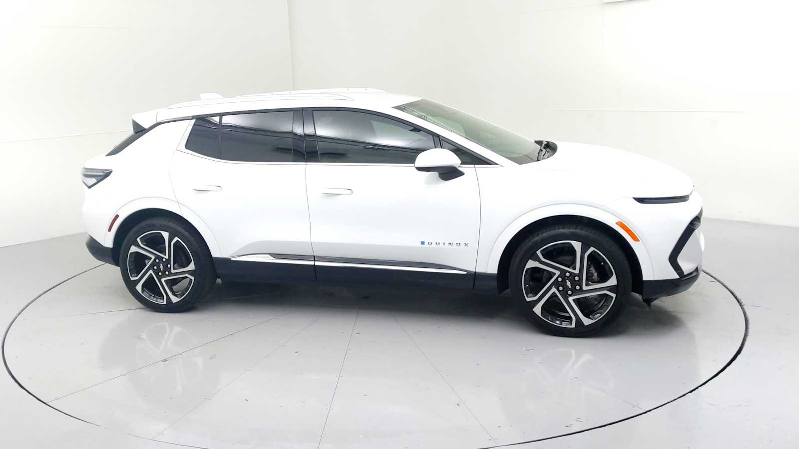 2026 Chevrolet Equinox EV LT2 w/PDE - 11