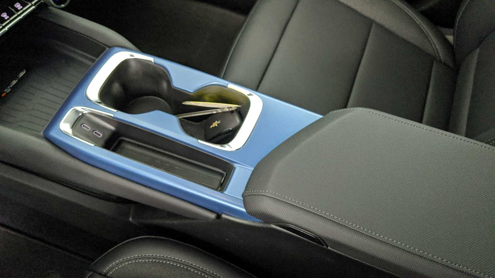 2026 Chevrolet Equinox EV LT2 w/PDE SUMMIT WHT at Crews Chevrolet