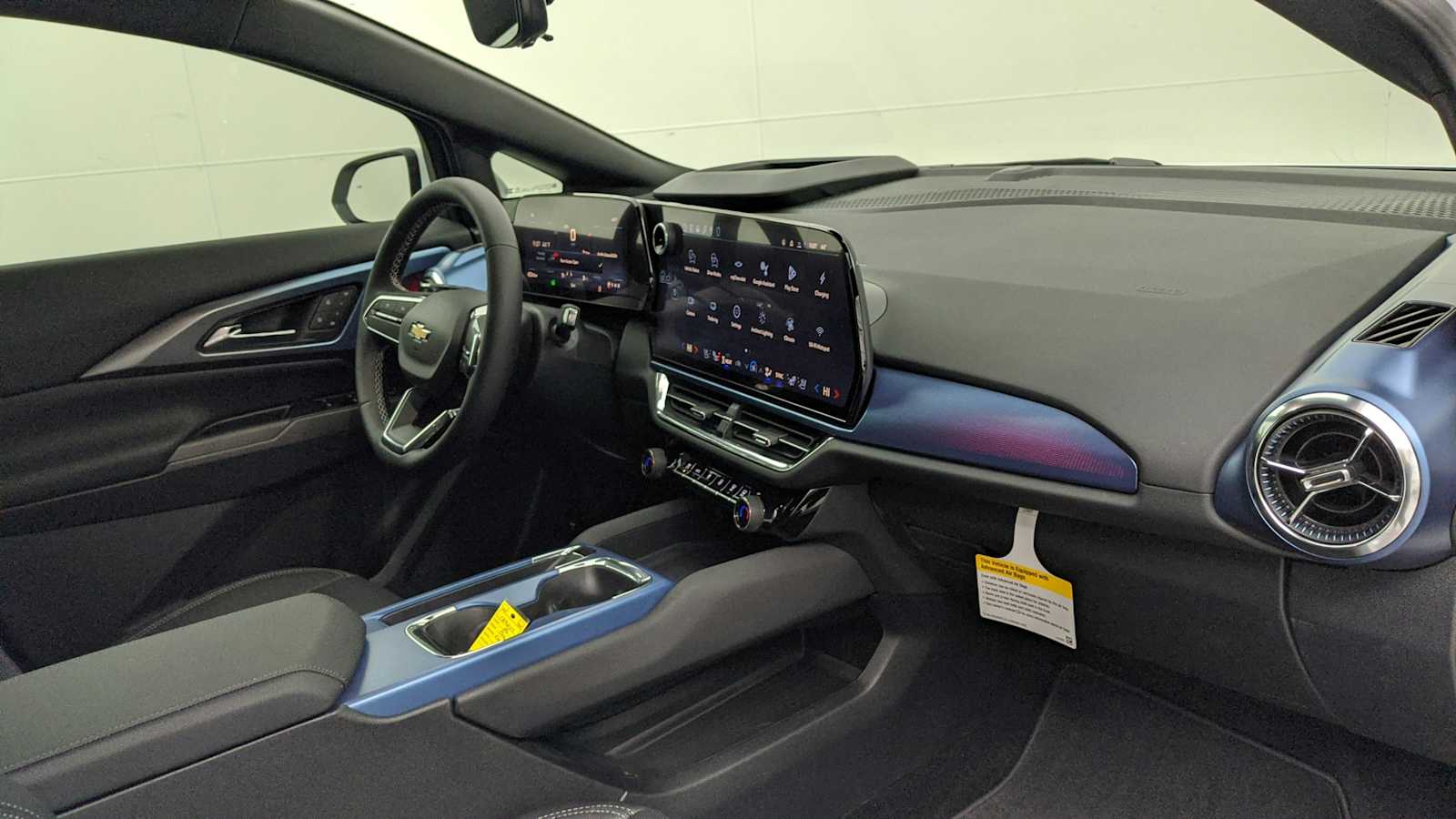 2026 Chevrolet Equinox EV LT2 w/PDE SUMMIT WHT at Crews Chevrolet