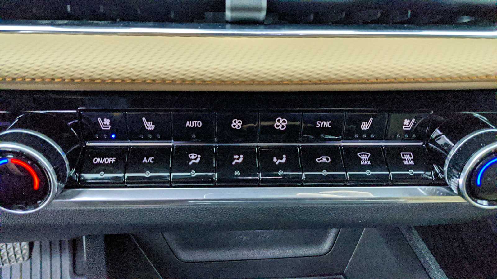 2026 Chevrolet Equinox FWD ACTIV - 9