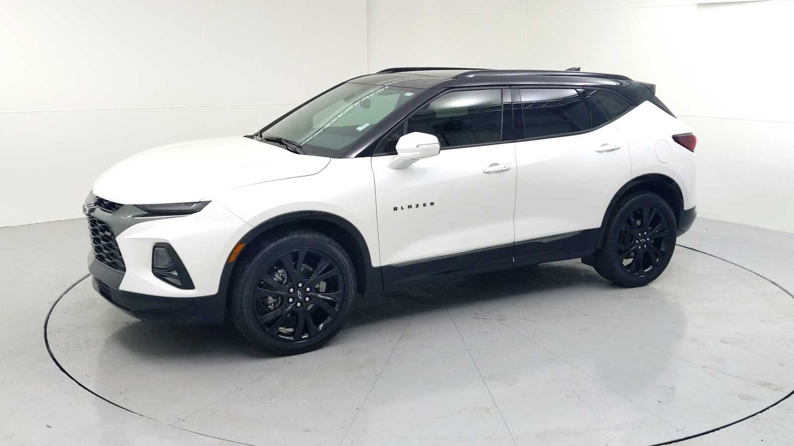 2022 Chevrolet Blazer RS Iridescent Pearl Tricoat at Crews Chevrolet