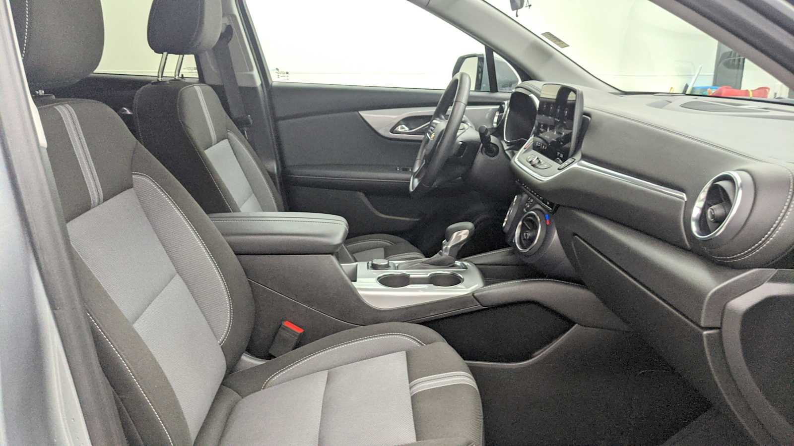 2025 Chevrolet Blazer LT Sterling Gray Metallic at Griffin CDJR