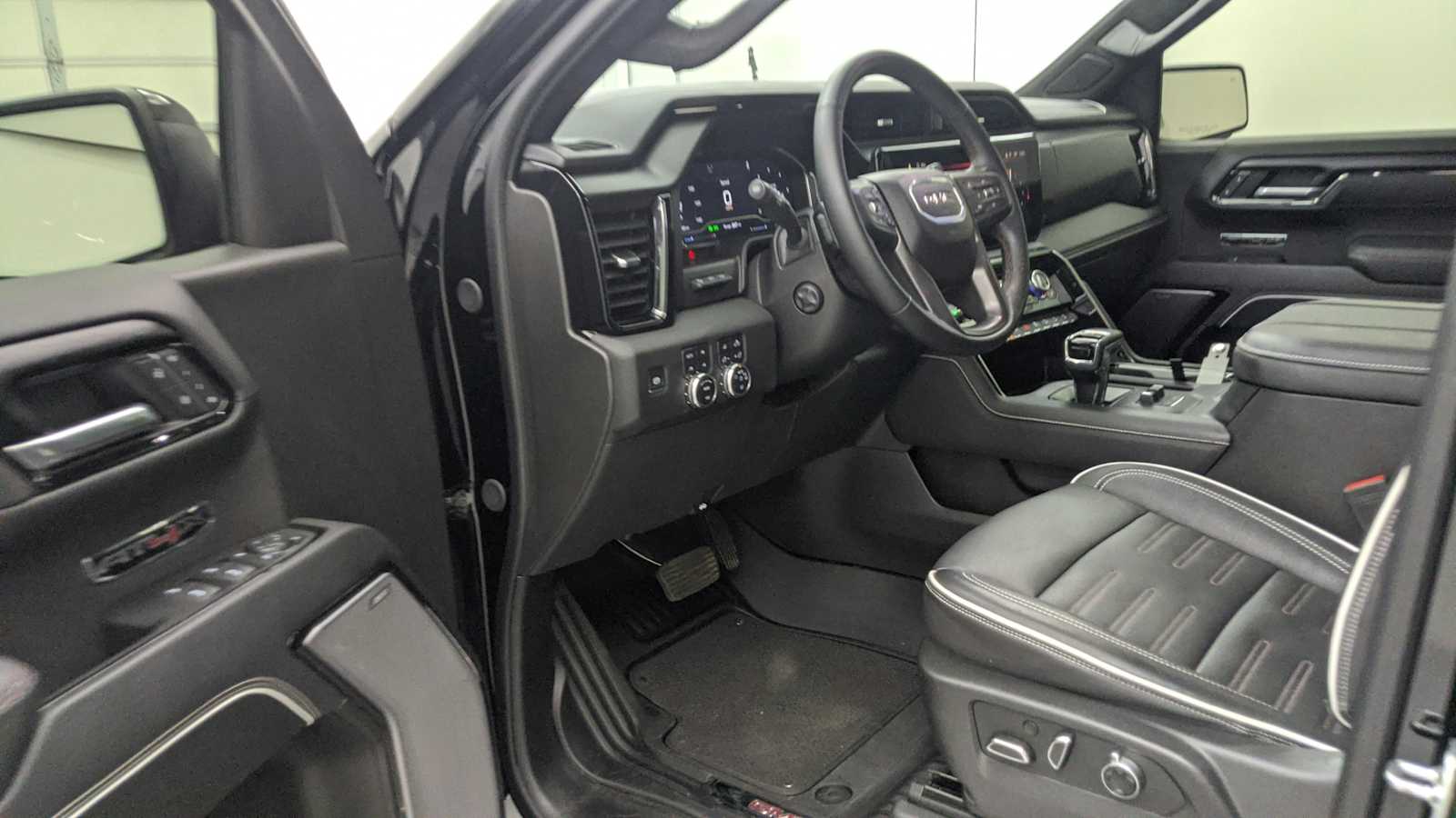 2025 GMC Sierra 1500 AT4X Onyx Black at Low Country Motors