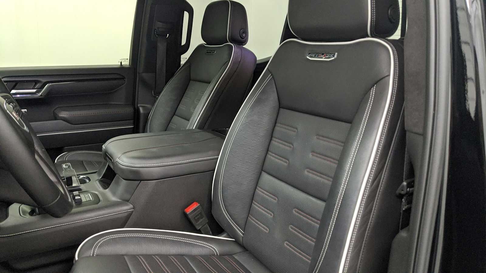 2025 GMC Sierra 1500 AT4X Onyx Black at Low Country Motors