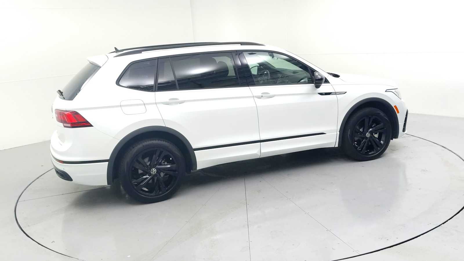 2024 Volkswagen Tiguan SE R-Line Black - 10