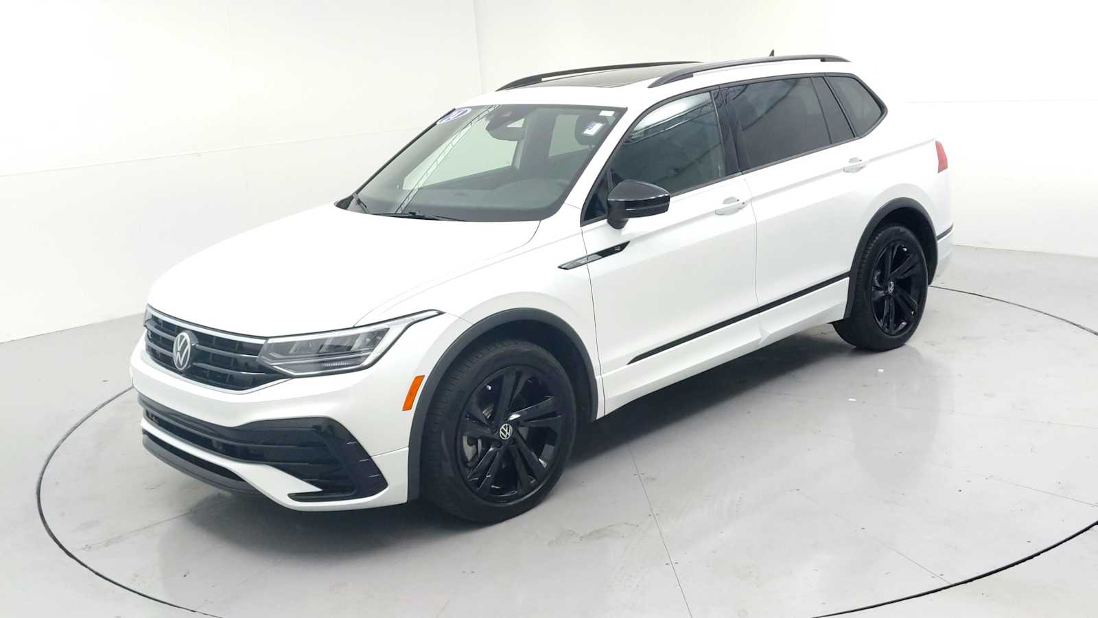 2024 Volkswagen Tiguan SE R-Line Black - 3