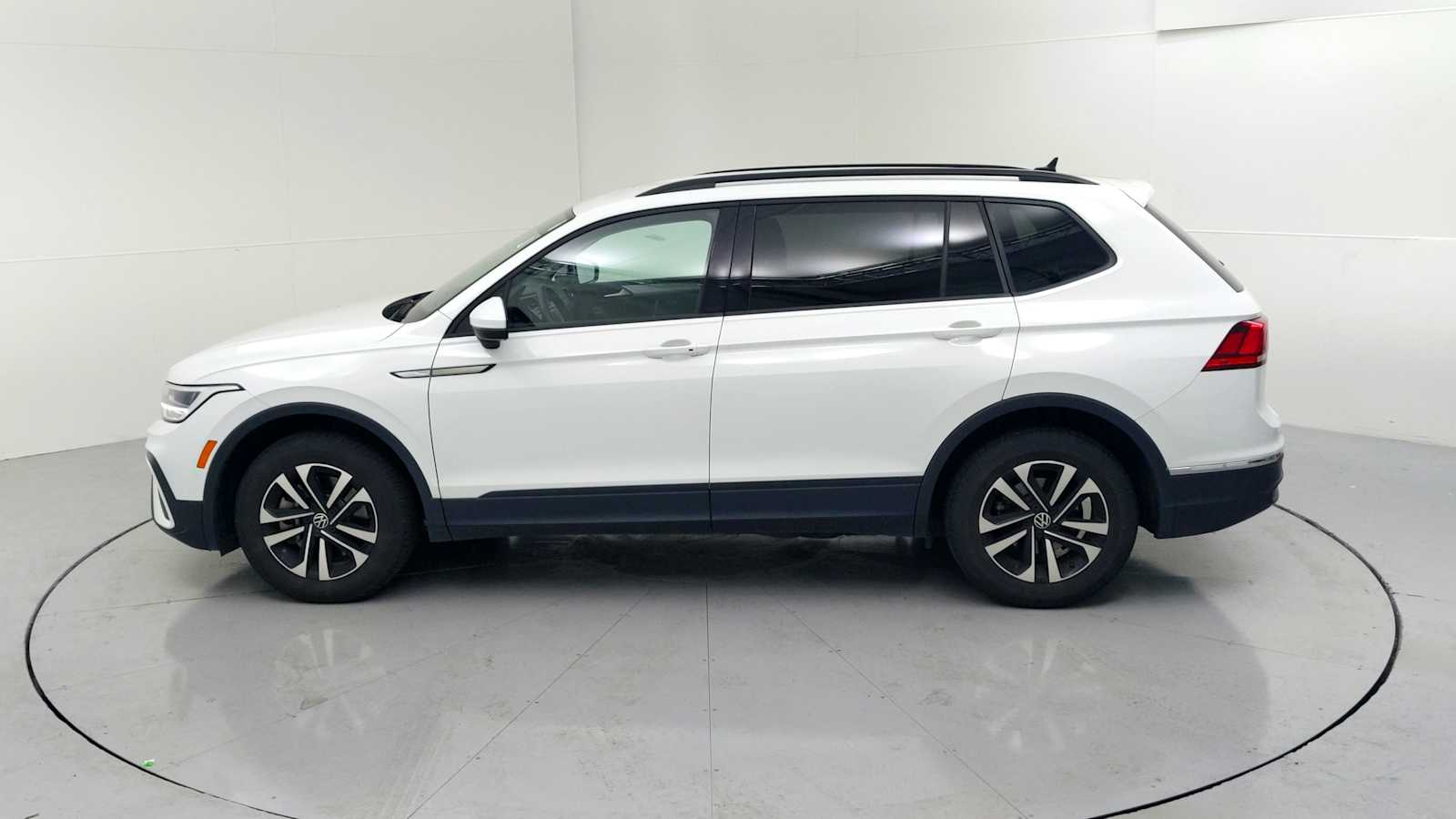 2024 Volkswagen Tiguan S Pure White at Crews Chevrolet