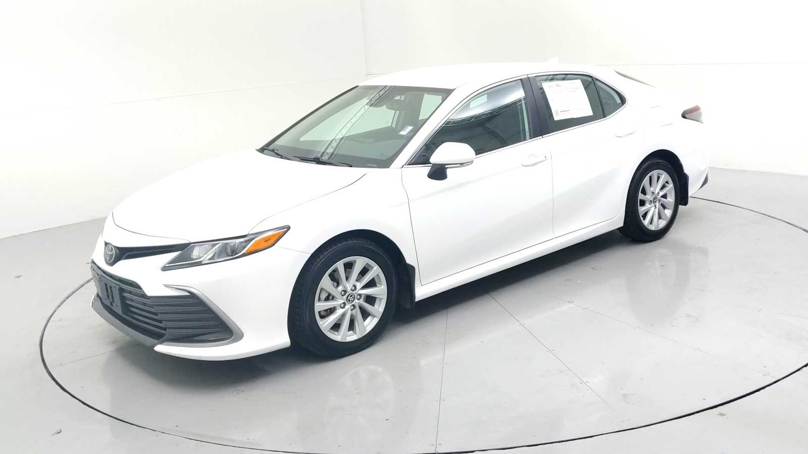 2024 Toyota Camry LE - 3