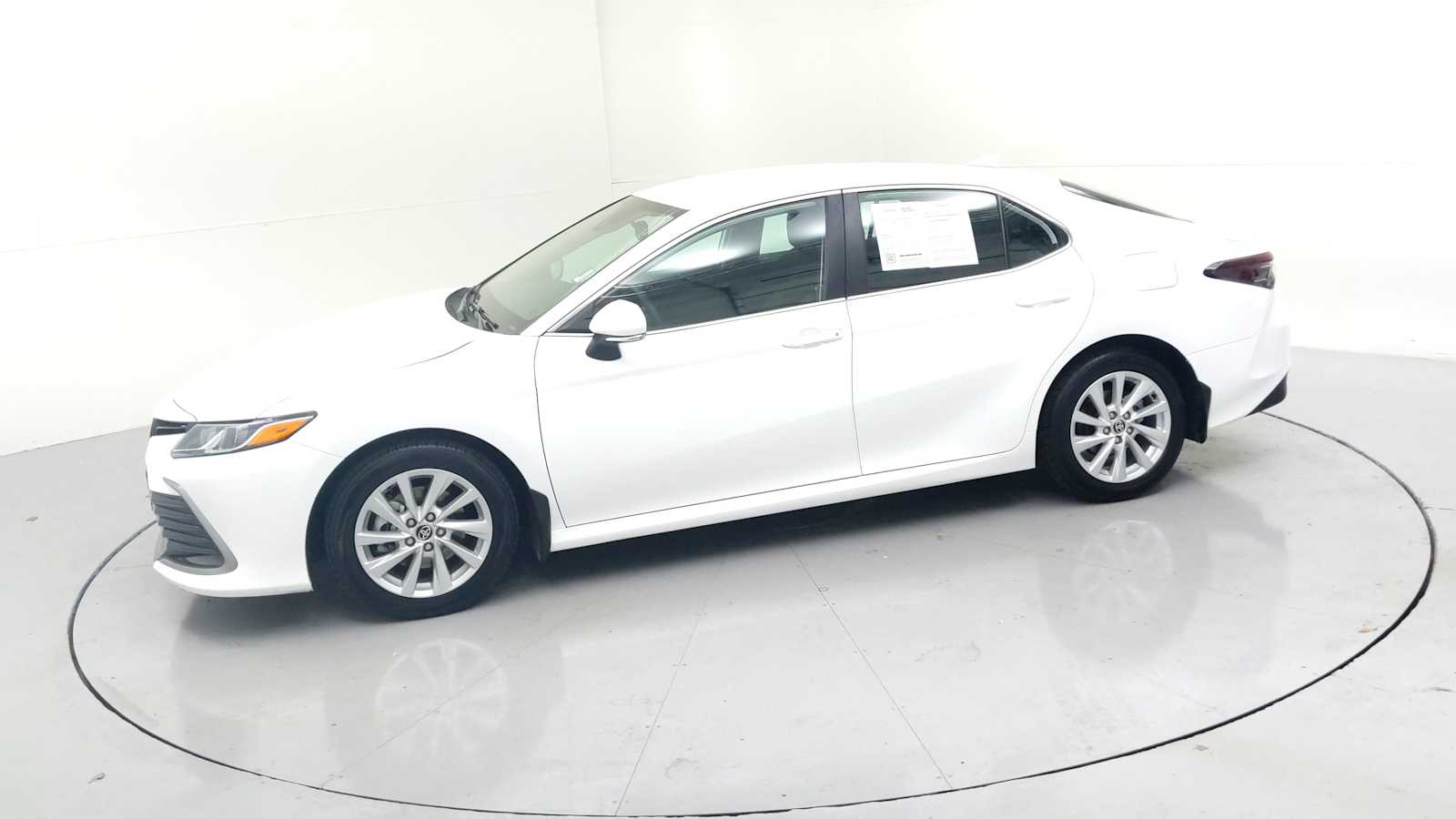 2024 Toyota Camry LE - 4