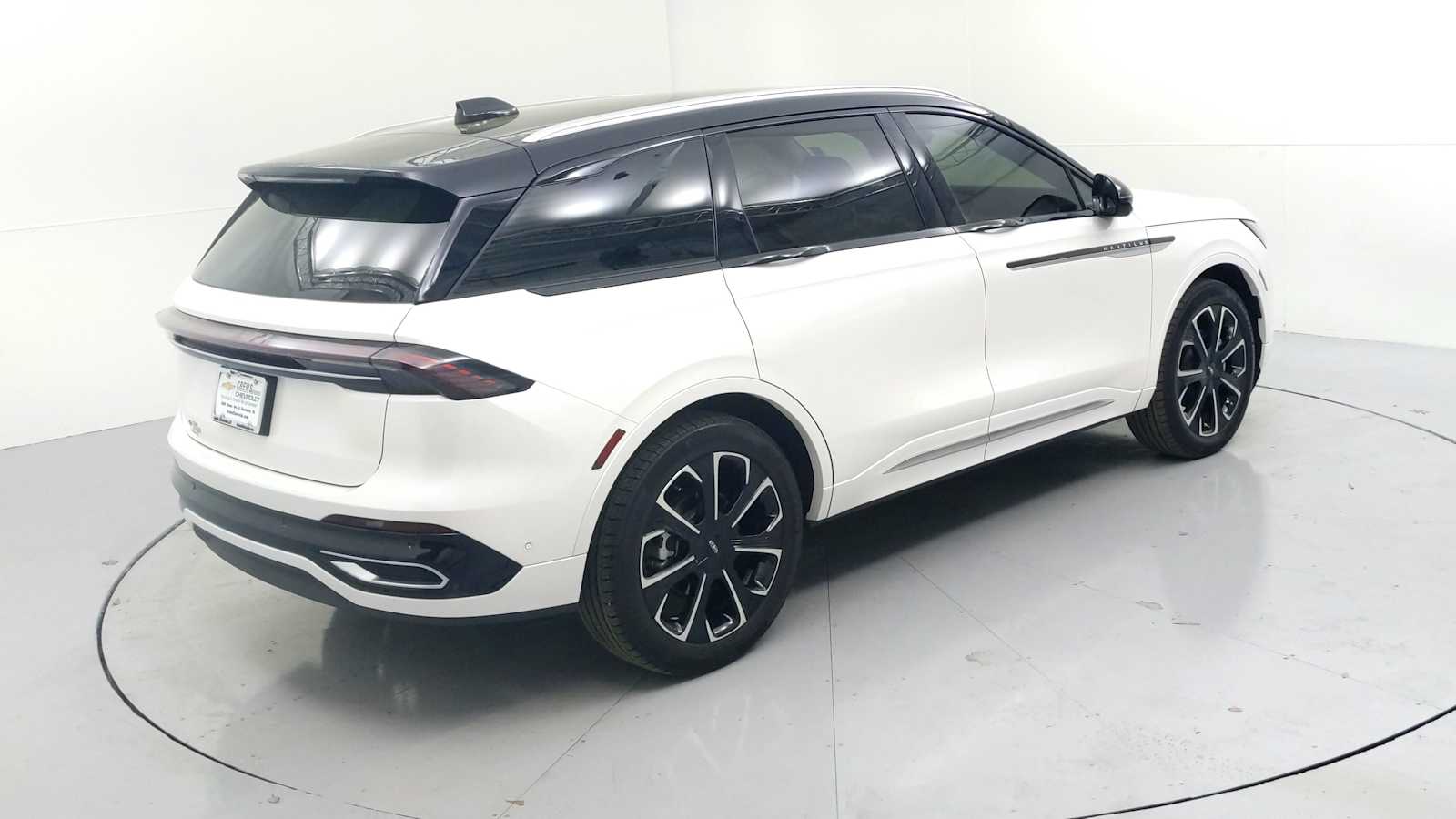 2024 Lincoln Nautilus Reserve - 9