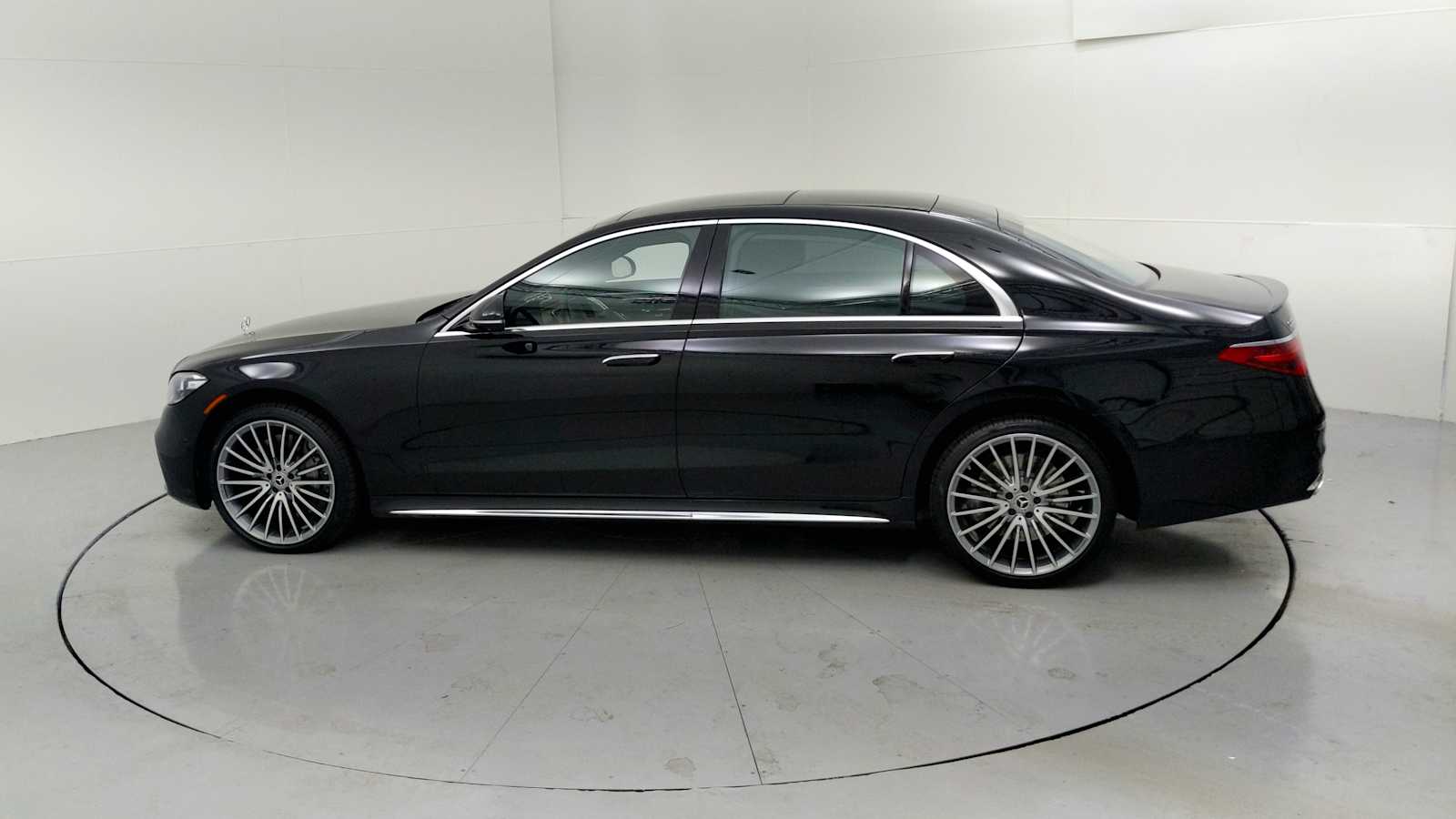 2022 Mercedes-Benz S 500 S 500 - 5