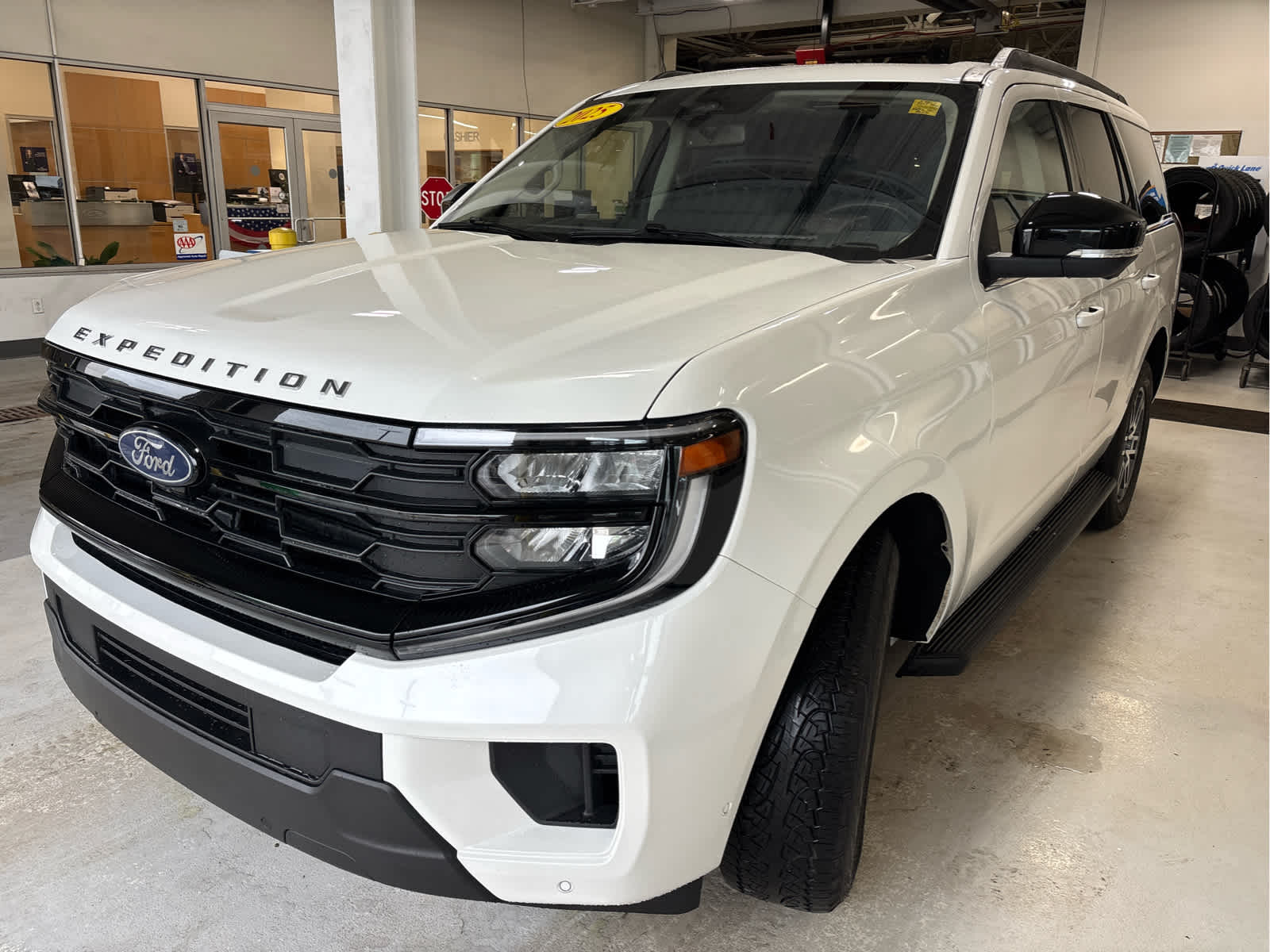 View vehicle photo 5