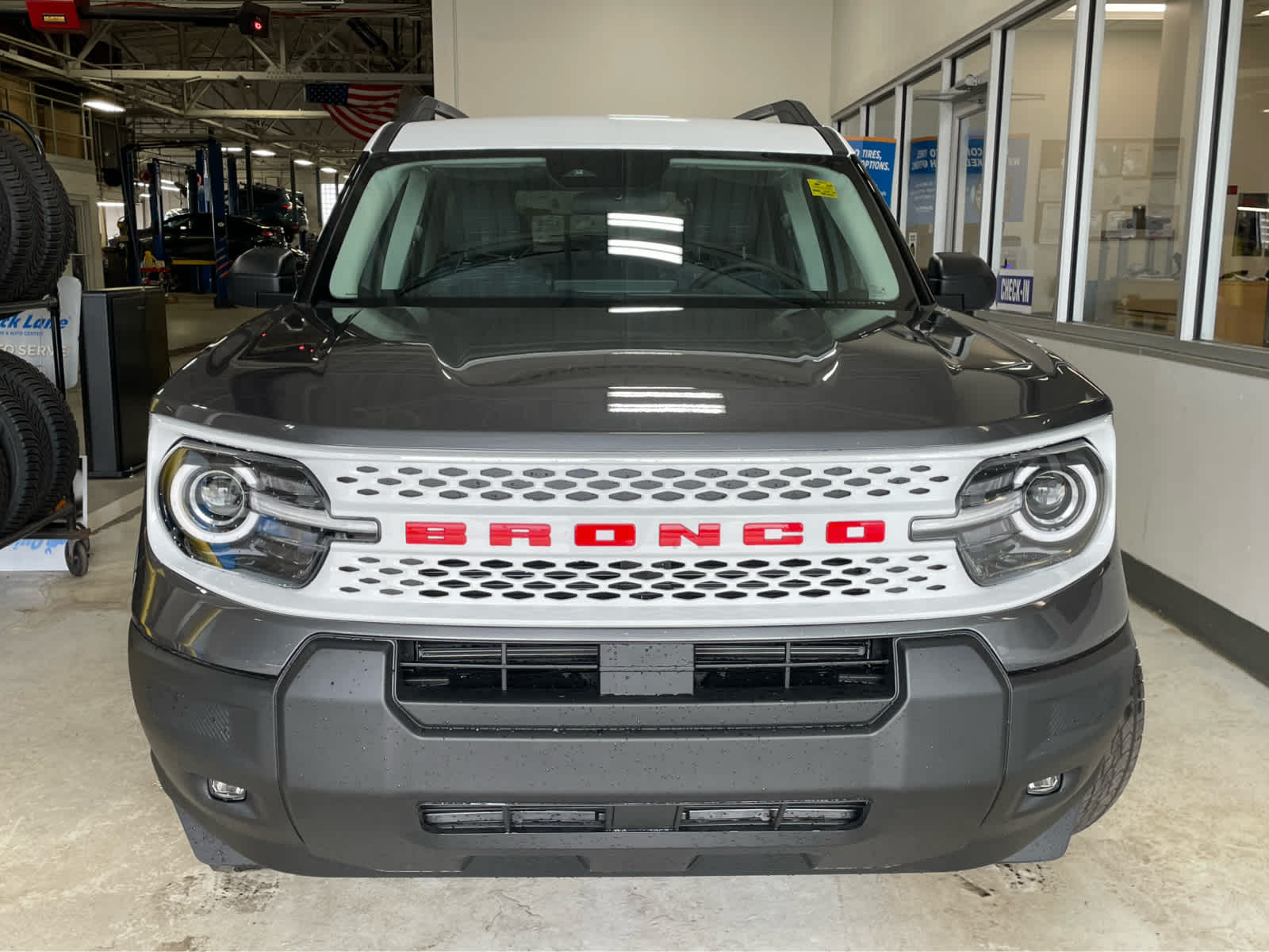 View vehicle photo 3