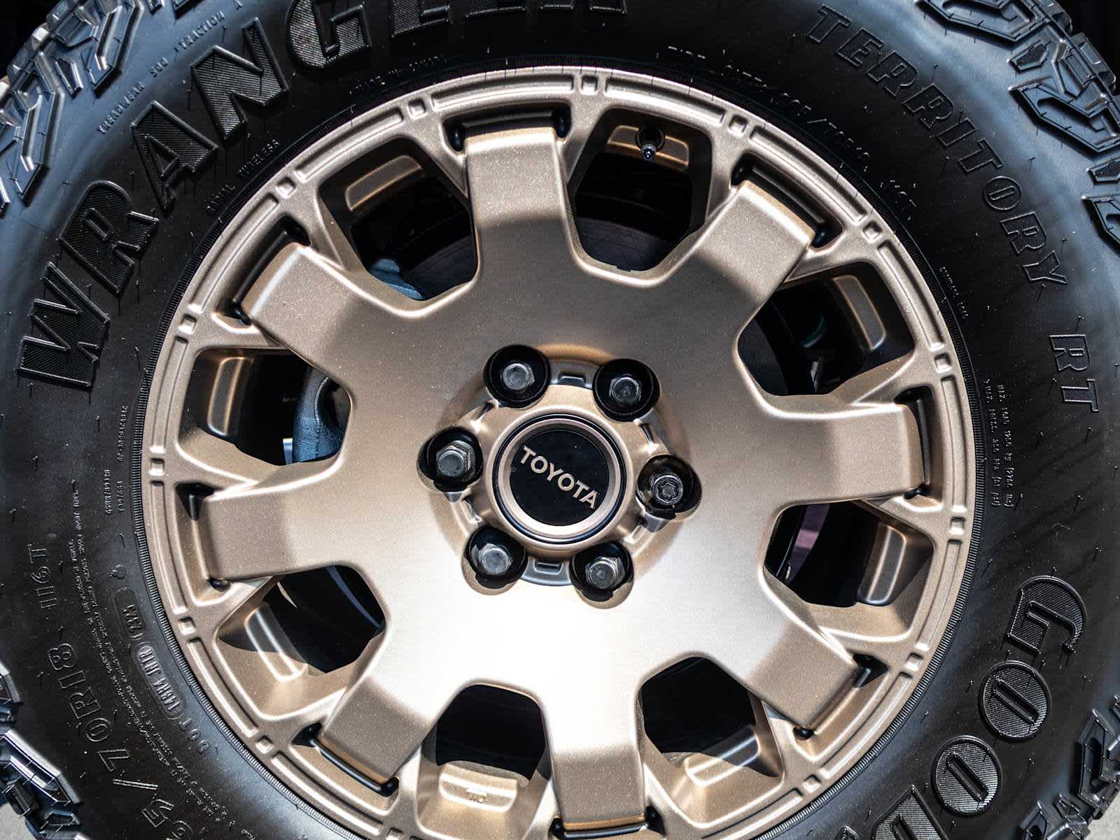 2025 Toyota Tacoma Trailhunter Double Cab photo 19