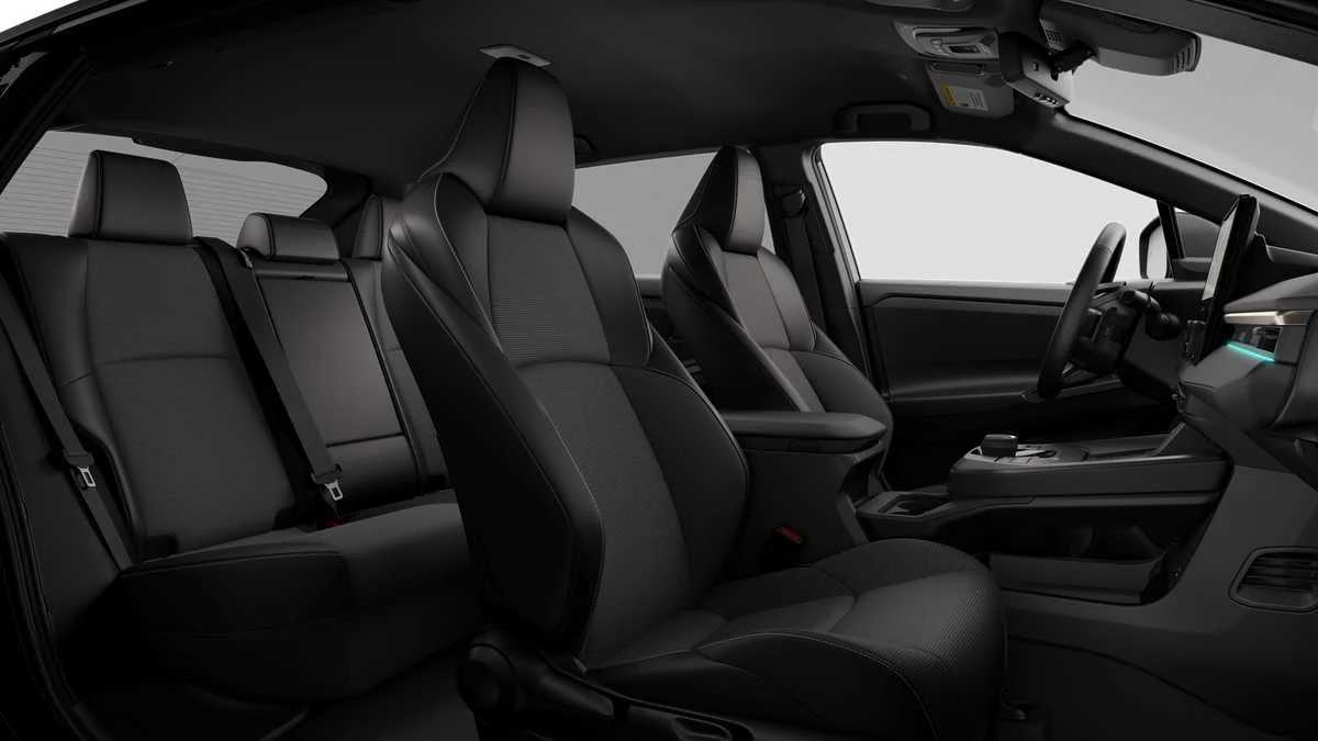 New 2026 Wind Chill Pearl Toyota XLE Plus image 22