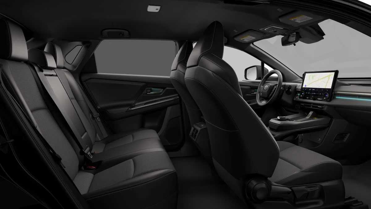 New 2026 Wind Chill Pearl Toyota XLE Plus image 2