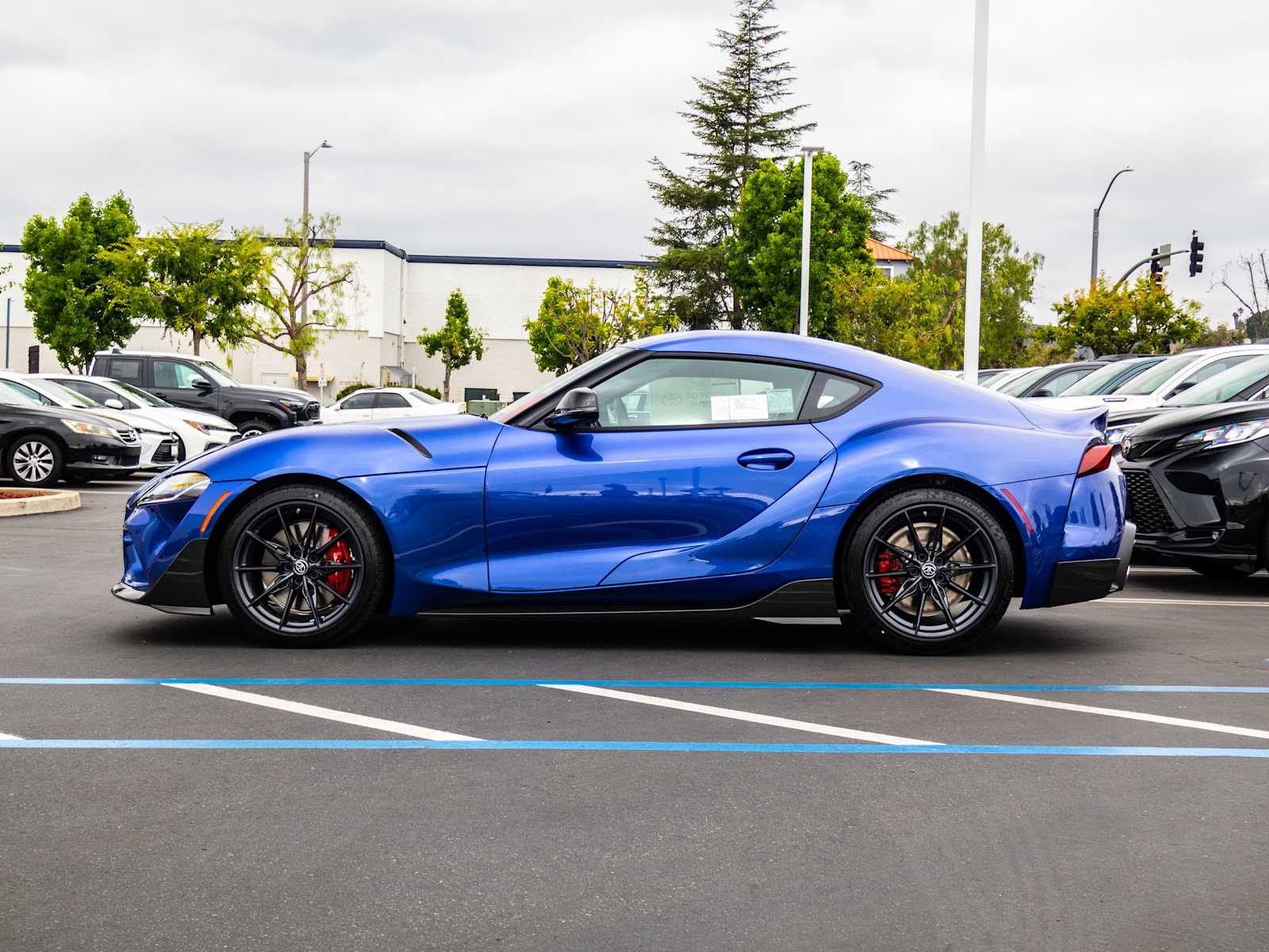 New 2026 Stratosphere Toyota 3.0 Premium image 16