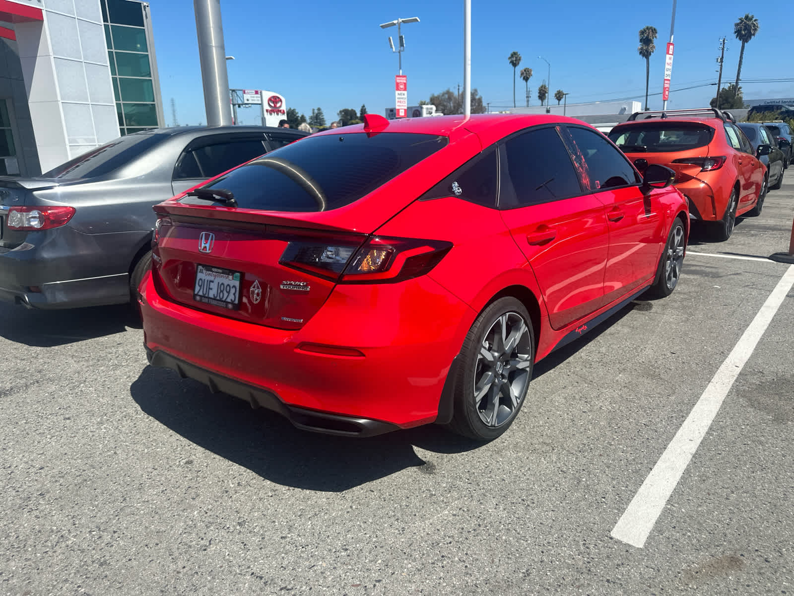 View vehicle photo 6