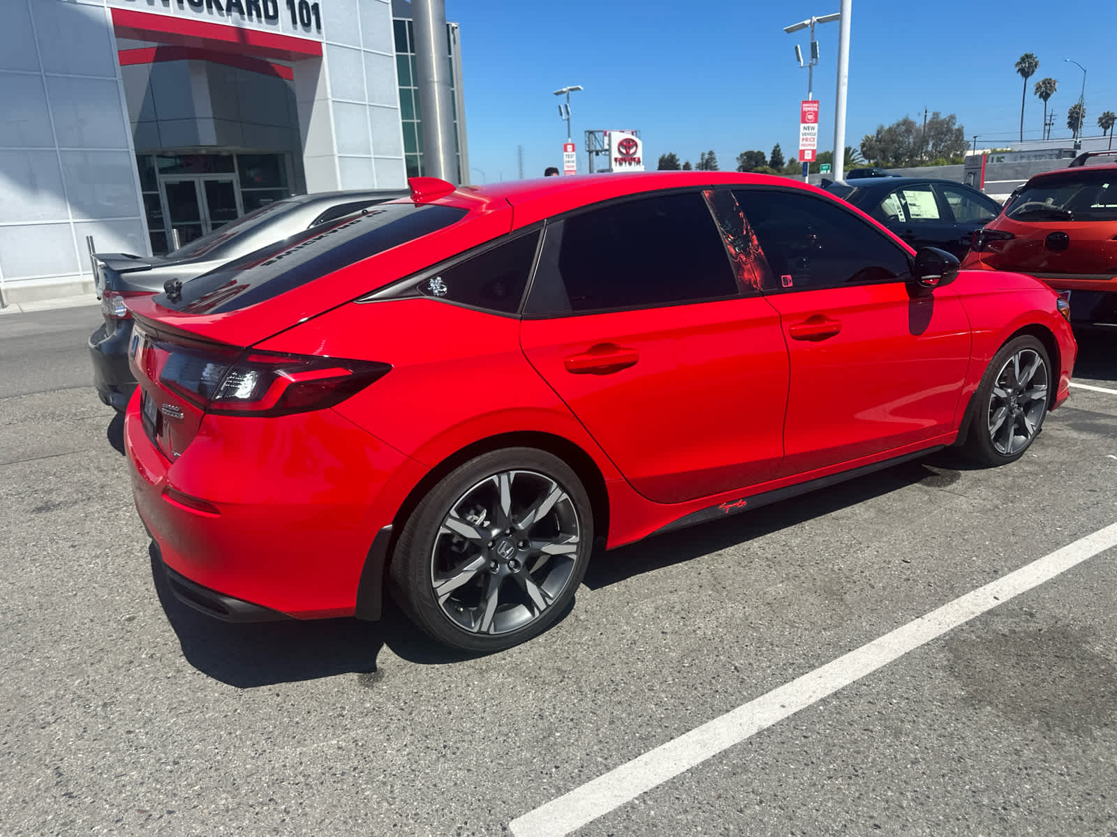 View vehicle photo 5