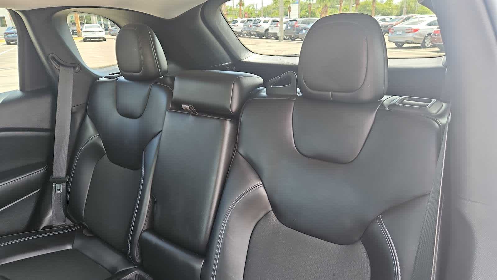 2021 Jeep Cherokee Latitude Plus - Photo 24