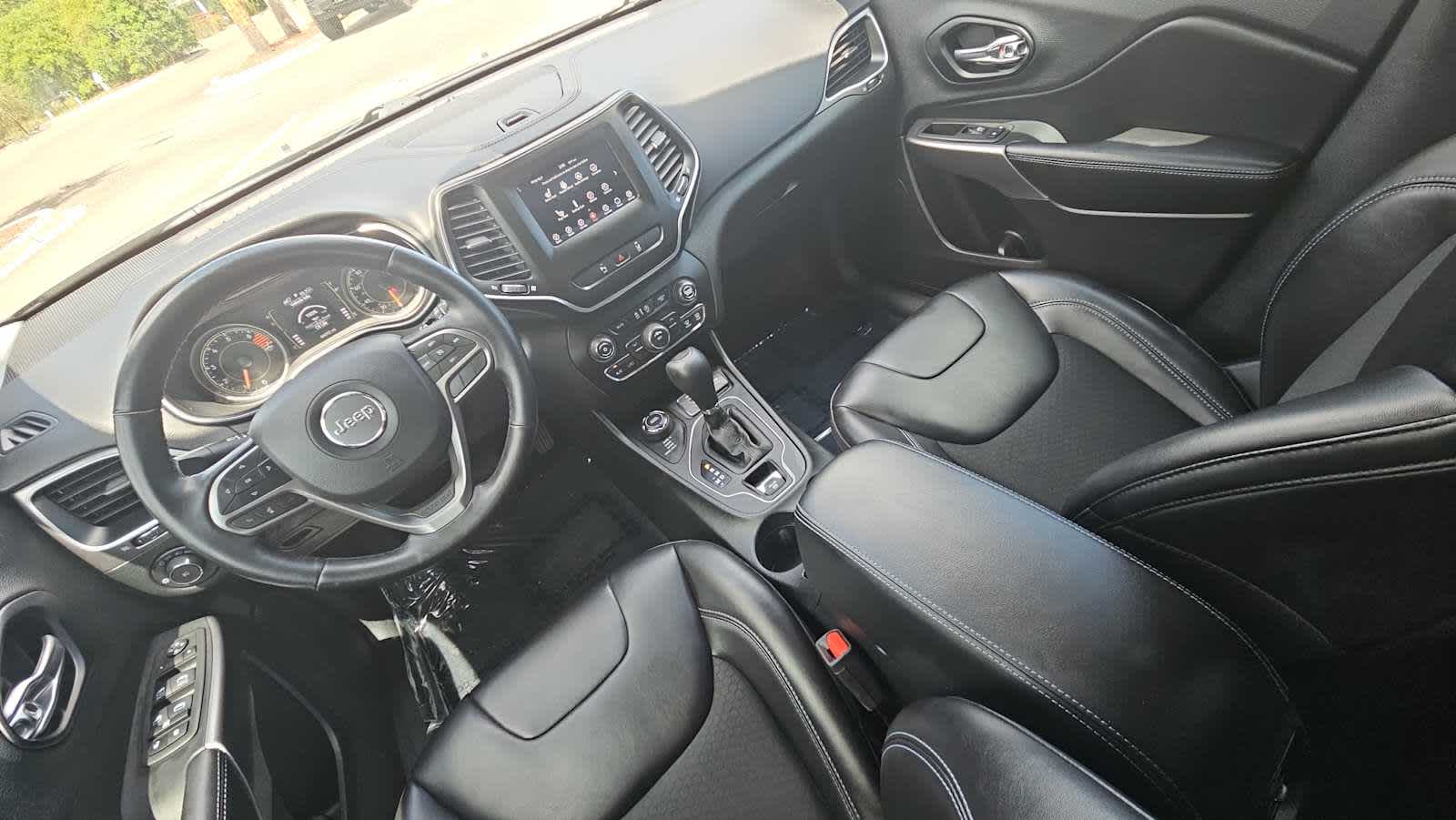 2021 Jeep Cherokee Latitude Plus - Photo 22