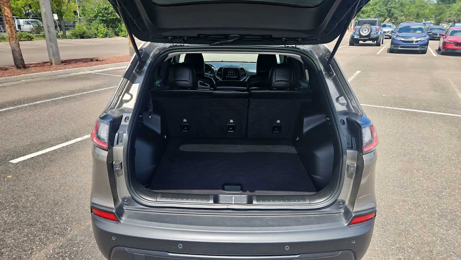 2021 Jeep Cherokee Latitude Plus - Photo 20