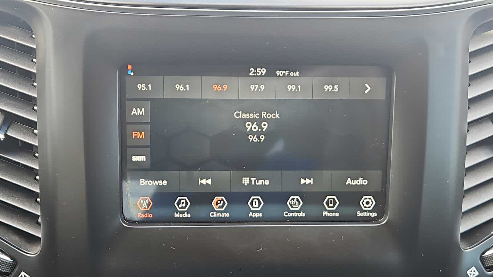 2021 Jeep Cherokee Latitude Plus - Photo 12