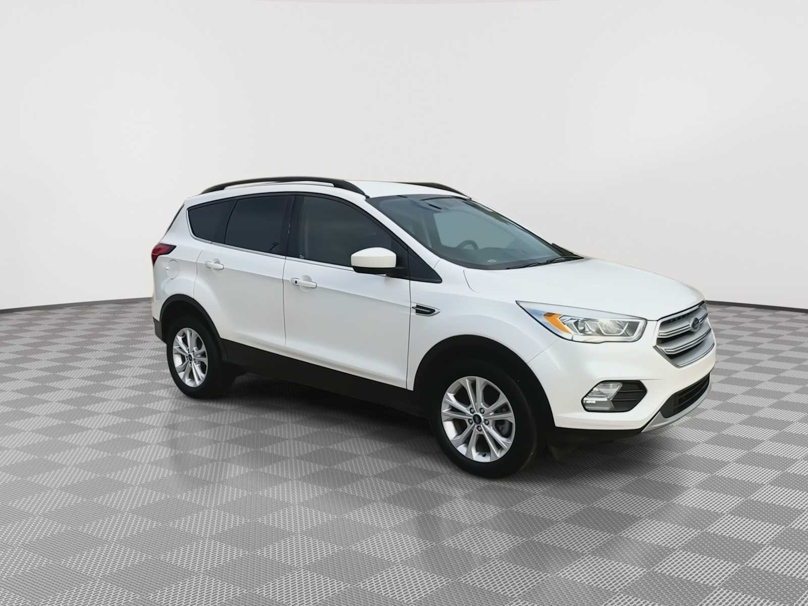 2019 Ford Escape SEL 2