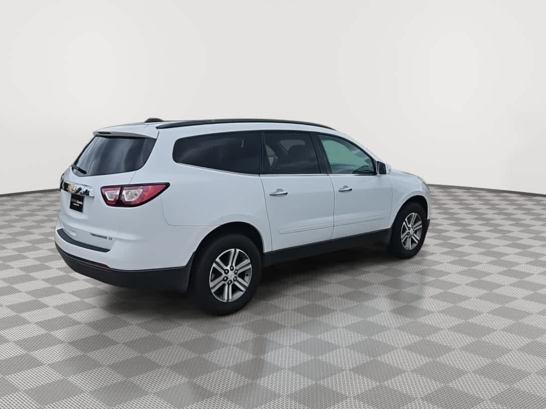 2016 Chevrolet Traverse LT 8