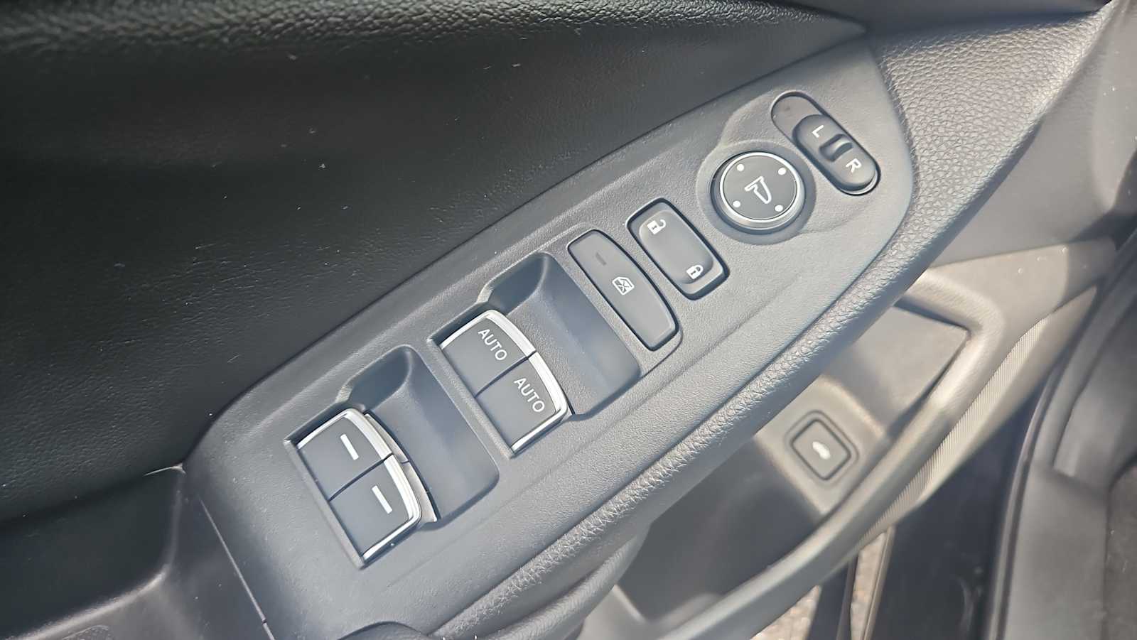 2022 Honda Accord Sport - Photo 15