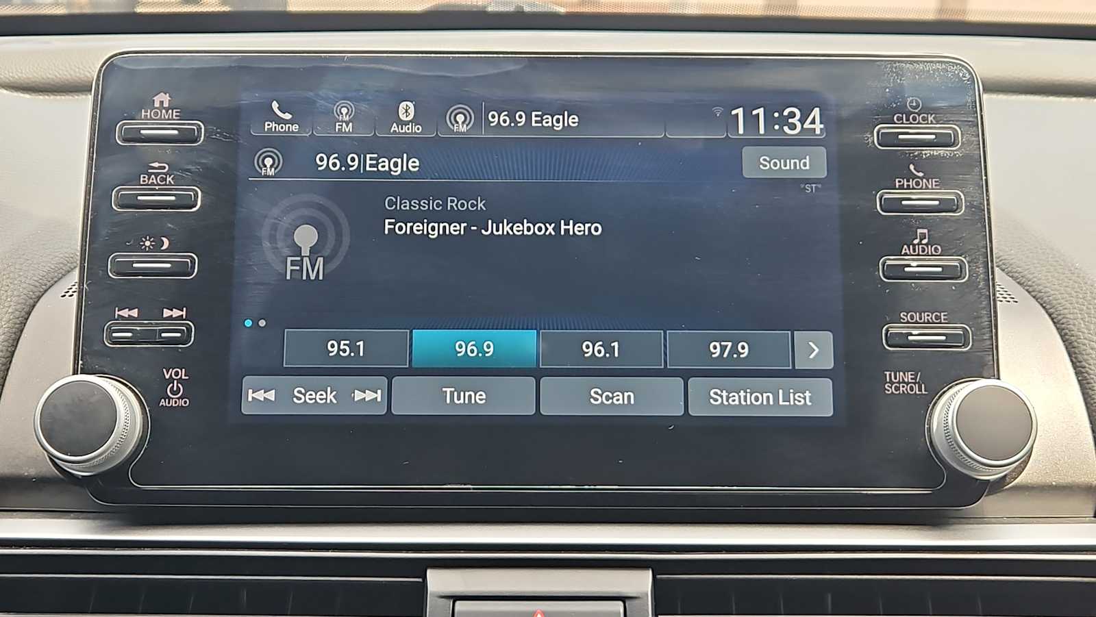 2022 Honda Accord Sport - Photo 12