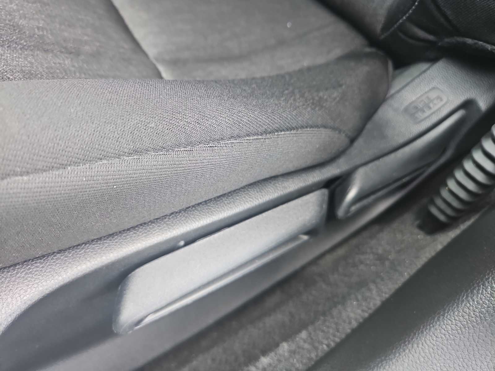 2025 Honda Accord LX - Photo 12