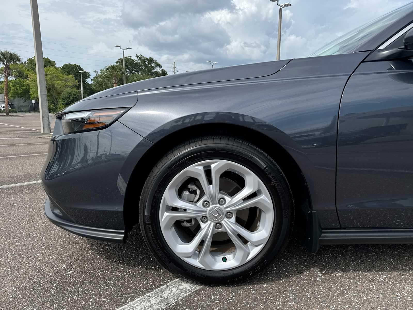2025 Honda Accord LX - Photo 18