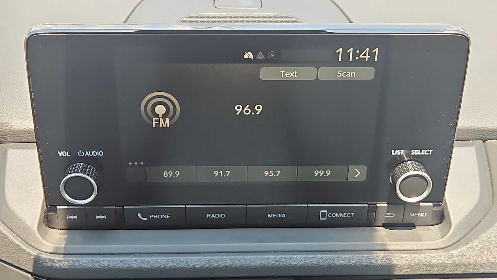 2025 Honda Accord LX - Photo 12