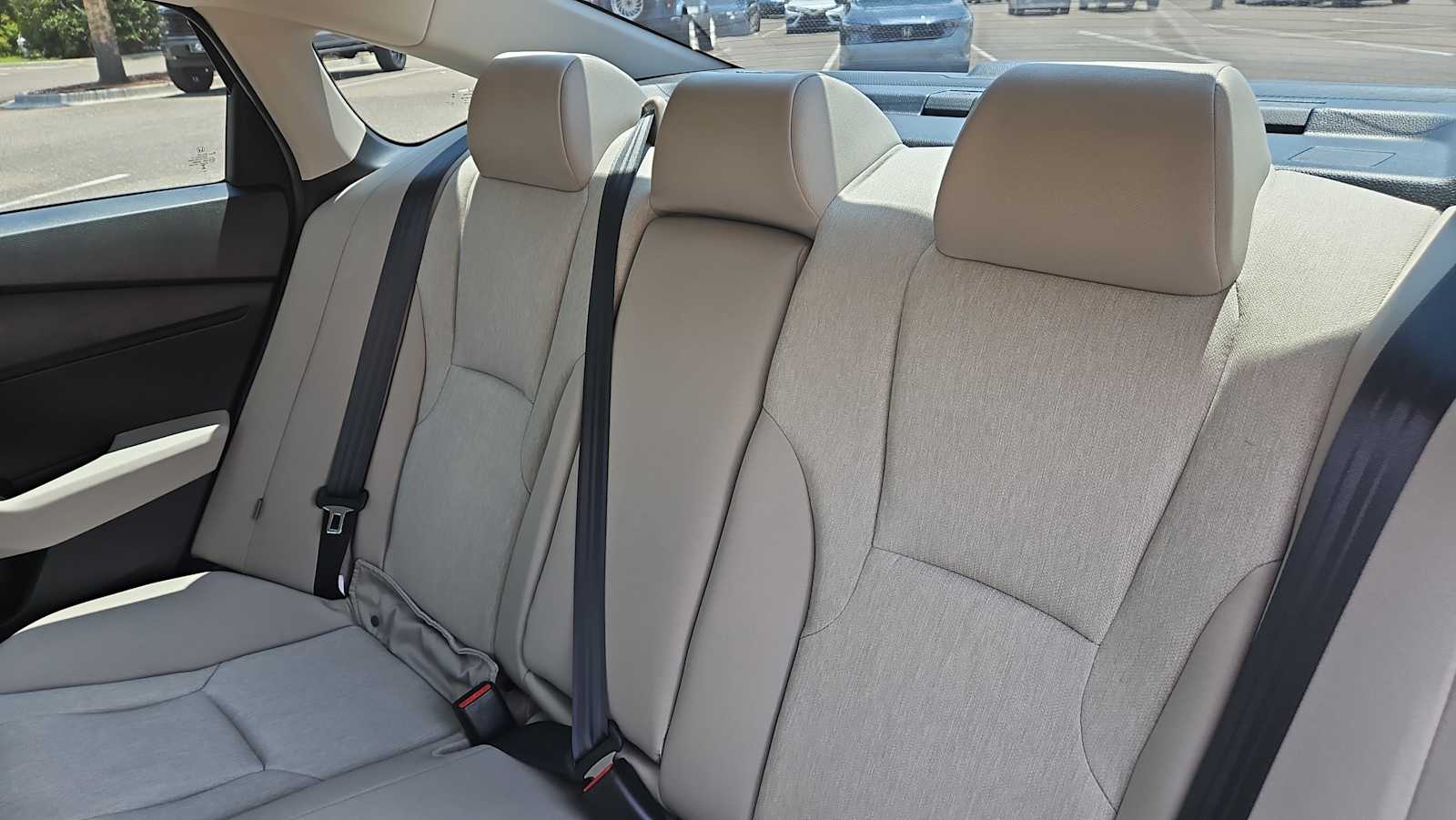 2025 Honda Accord LX - Photo 23