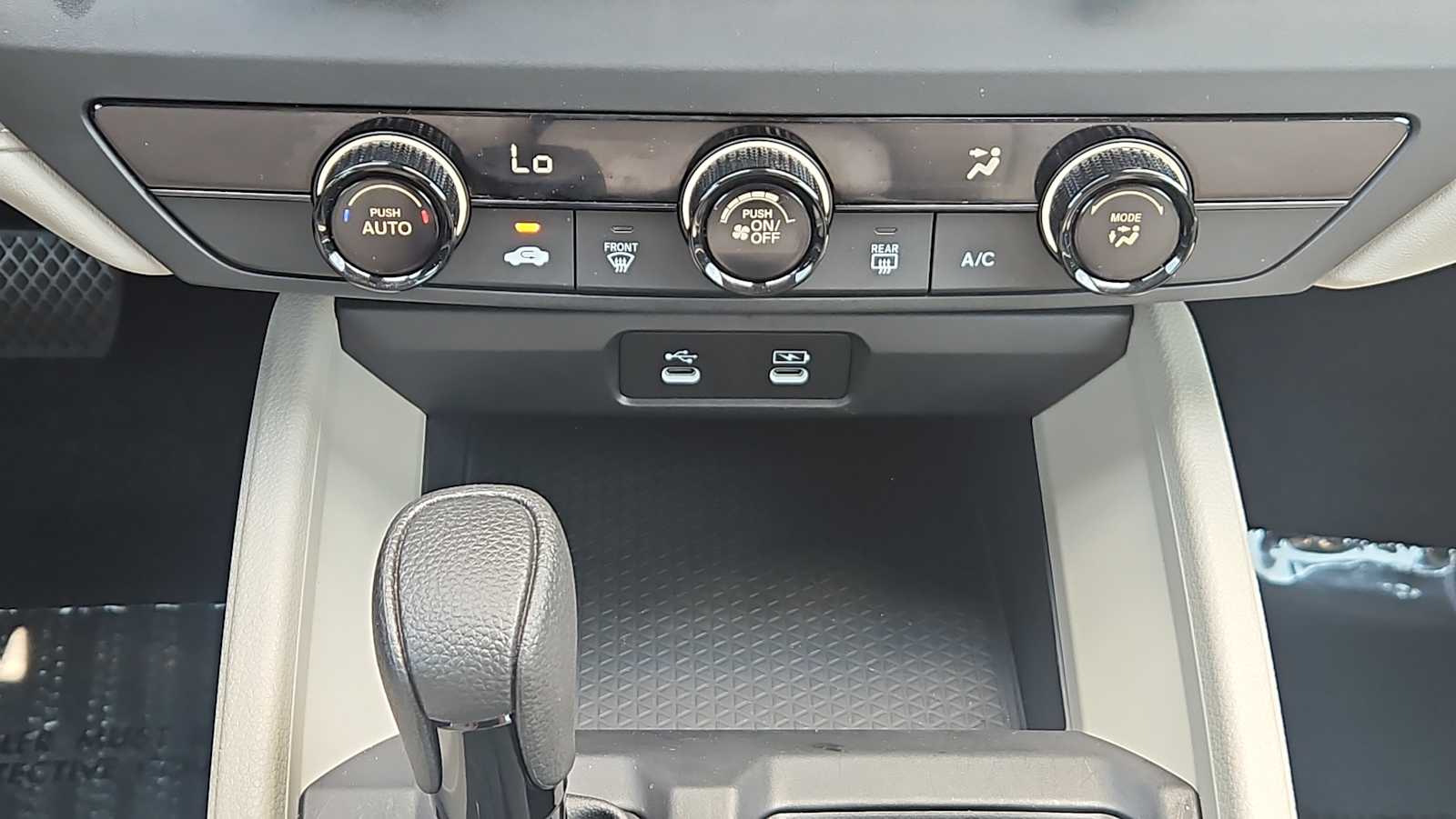 2025 Honda Accord LX - Photo 16