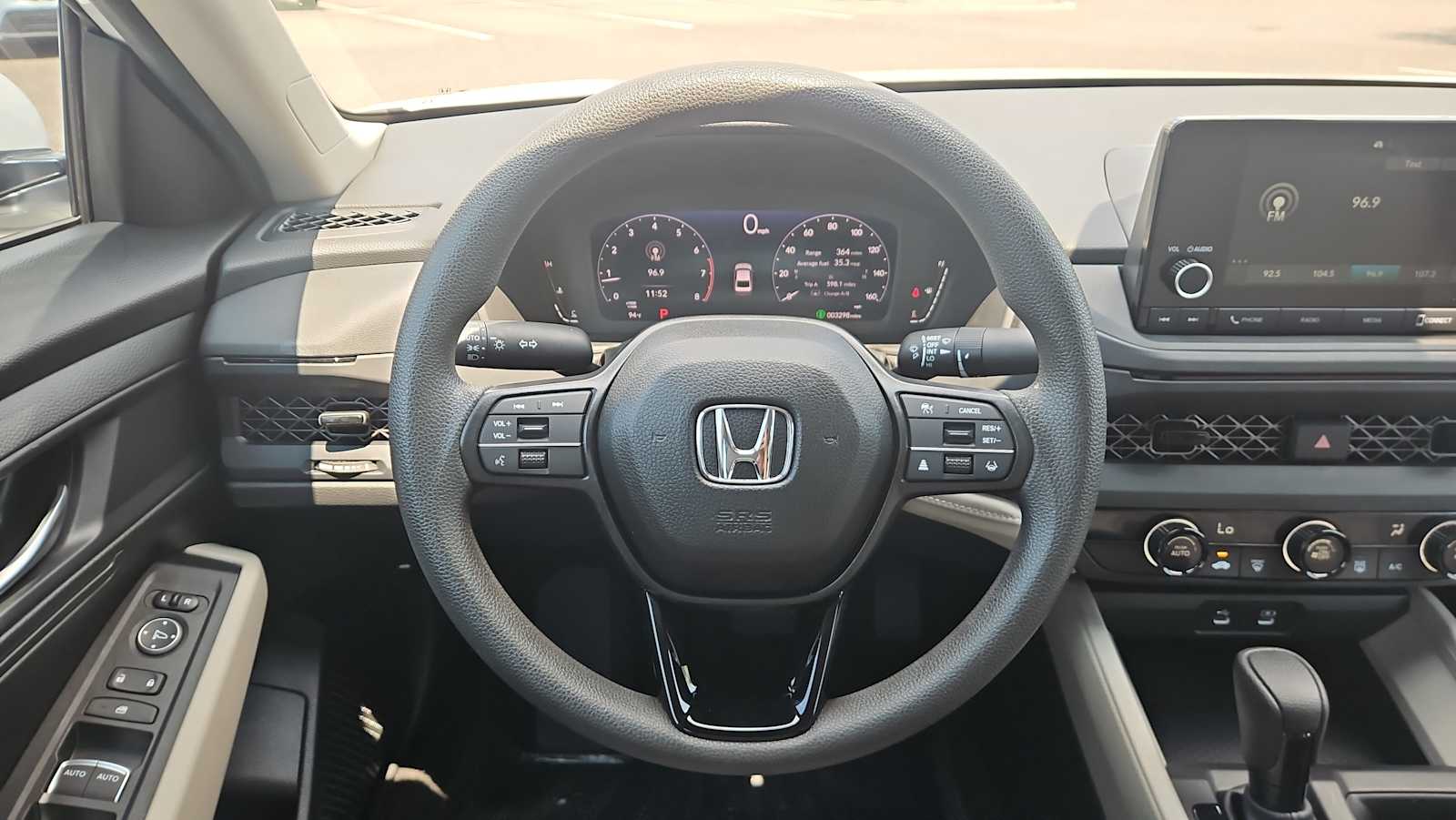 2025 Honda Accord LX - Photo 11