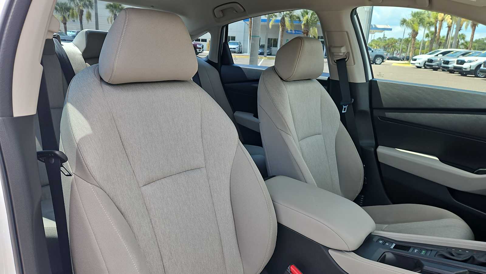 2025 Honda Accord LX - Photo 24