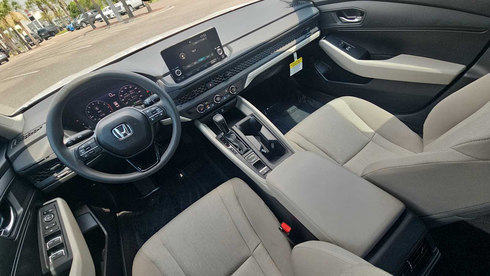 2025 Honda Accord LX - Photo 21