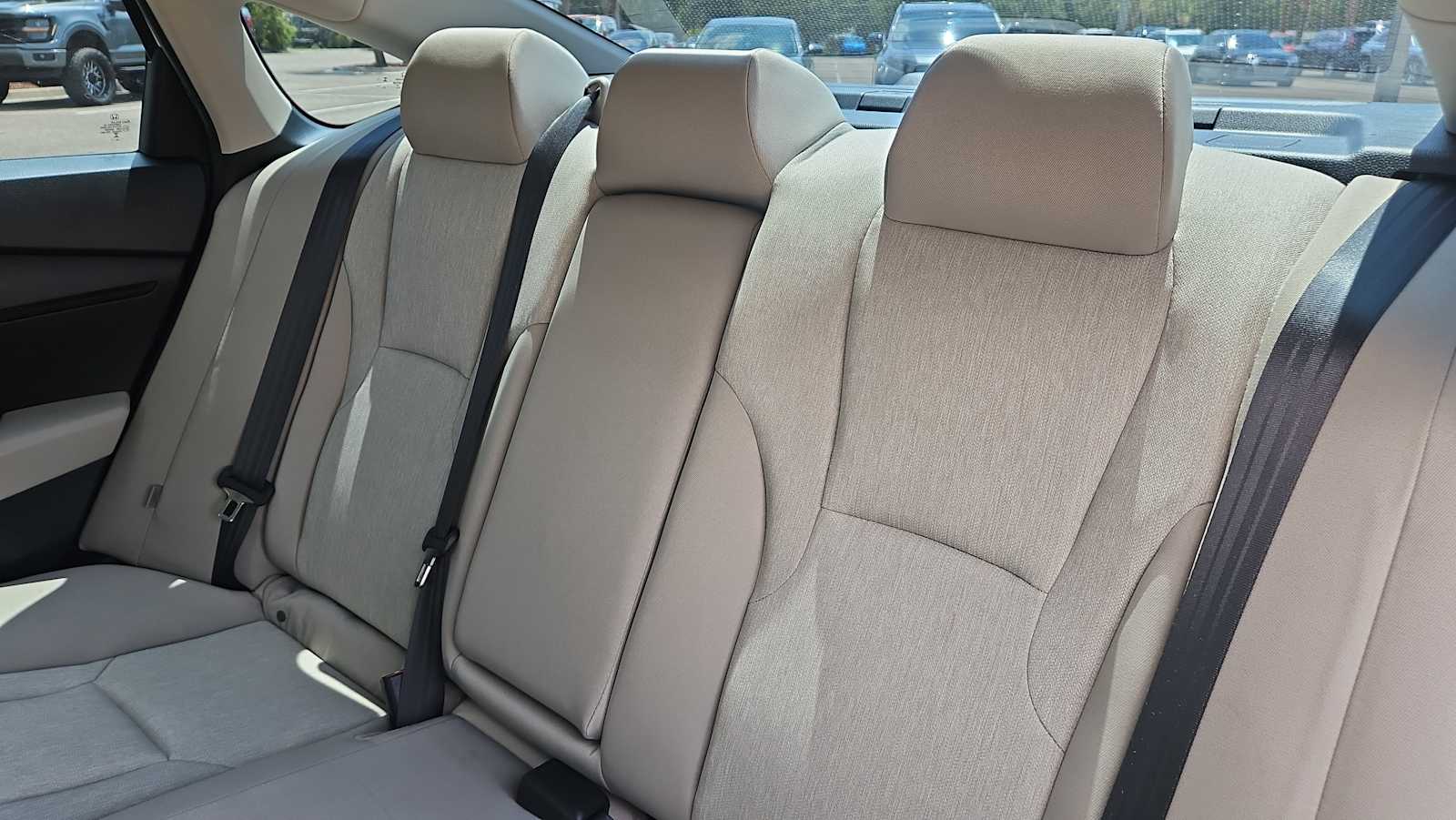 2025 Honda Accord LX - Photo 23