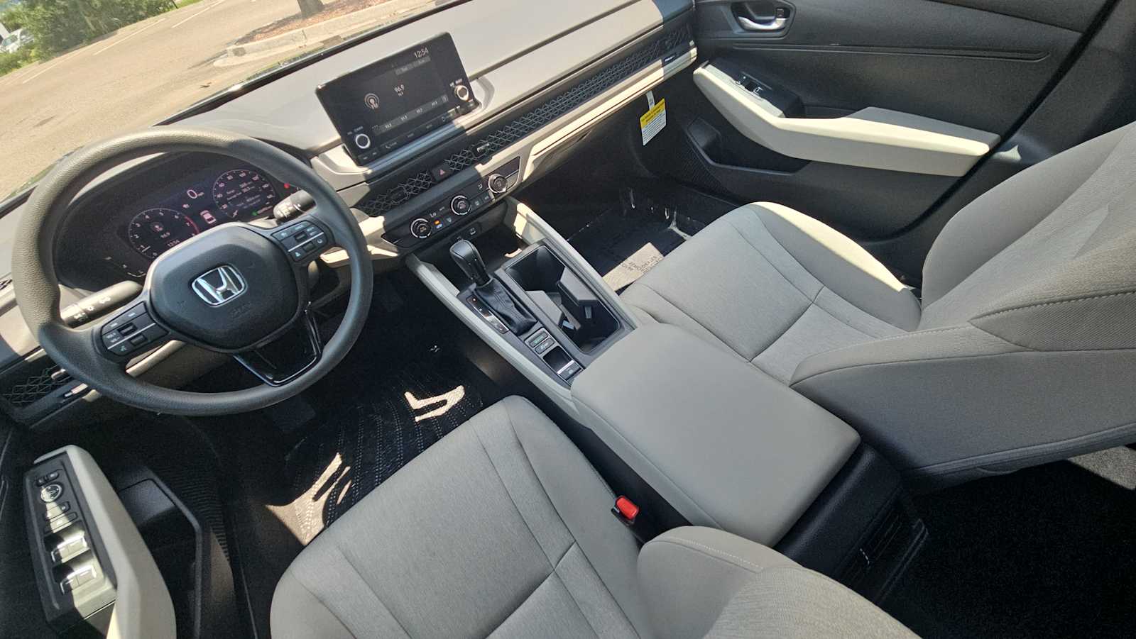 2025 Honda Accord LX - Photo 21